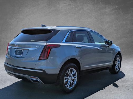 2023 Cadillac XT5 FWD Premium Luxury