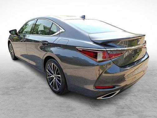 2022 Lexus ES 350 Base