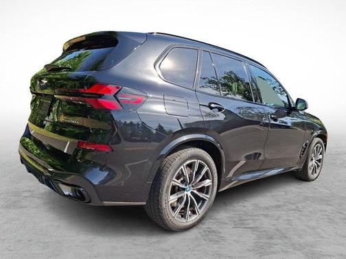 Black Sapphire Metallic 2024 BMW X5 PHEV xDrive50e