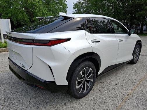 2025 Lexus RZ 450e Premium
