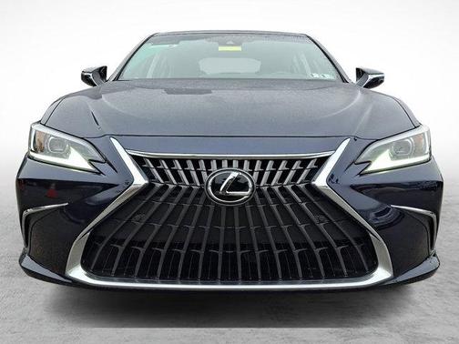 2023 Lexus ES 300h Luxury
