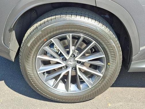 2025 Lexus NX 350h Premium