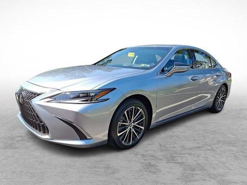 2025 Lexus ES 300h F SPORT Design