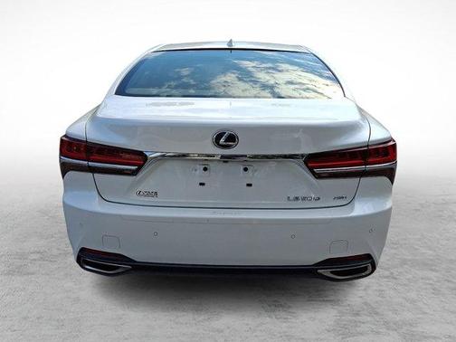 Eminent White Pearl 2018 Lexus LS 500 Base