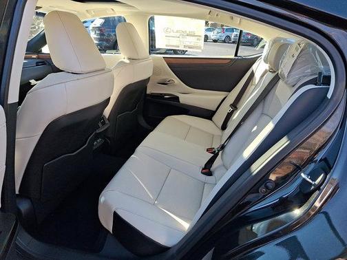 2025 Lexus ES 350 Premium