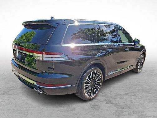 Infinite Black Metallic Clearcoat 2023 Lincoln Aviator Black Label AWD