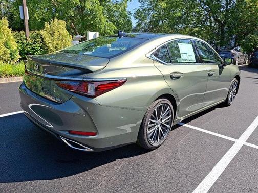2025 Lexus ES 350 Premium