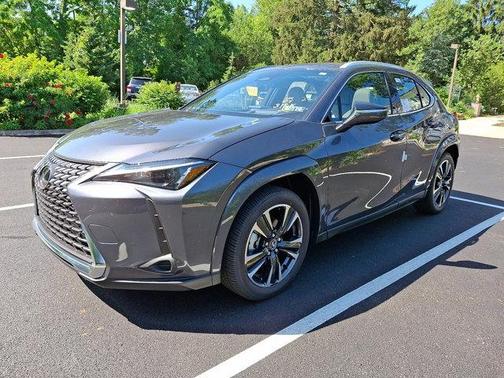 2025 Lexus UX 300h Premium