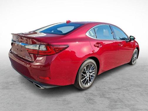 2016 Lexus ES 350 Base