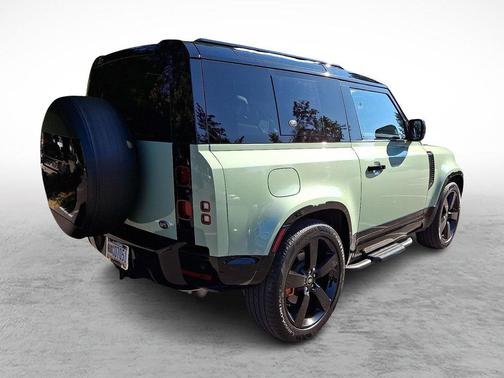 Grasmere Green 2023 Land Rover Defender 90 75th Edition