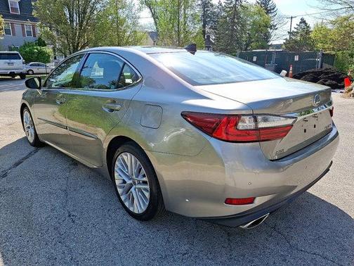 2017 Lexus ES 350 Base