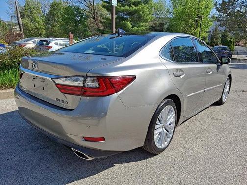 2017 Lexus ES 350 Base