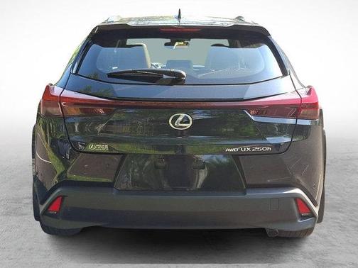 Caviar   223 2023 Lexus UX 250h Base