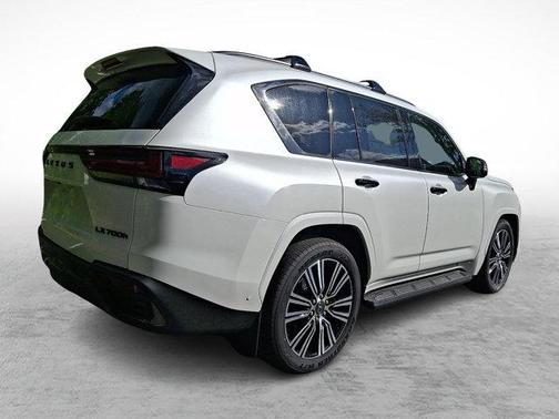Eminent White Pearl 2026 Lexus LX 700h Luxury
