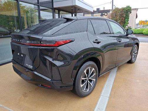 2025 Lexus RZ 450e Premium
