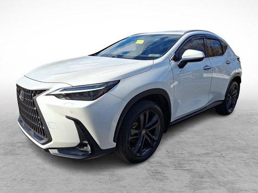 2023 Lexus NX 450h+ Luxury