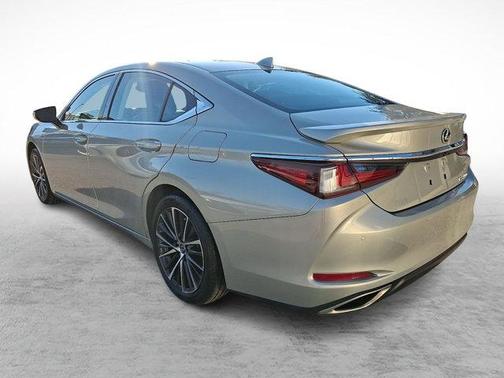 2023 Lexus ES 350 Base
