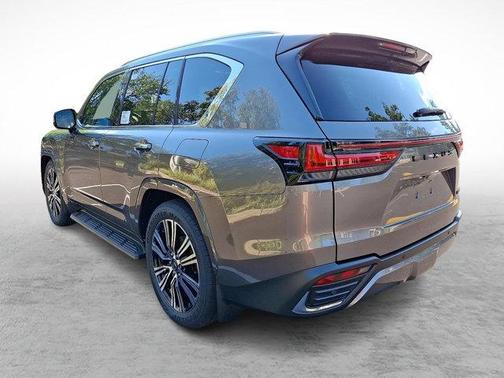 2025 Lexus LX 600 Luxury
