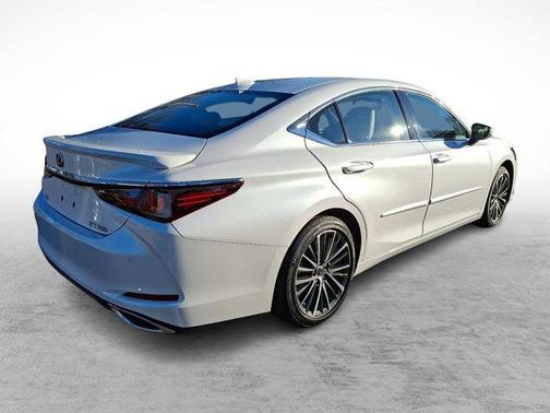 2023 Lexus ES 350 Base