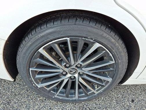 2023 Lexus ES 350 Base