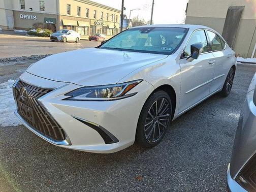 2023 Lexus ES 350 Base