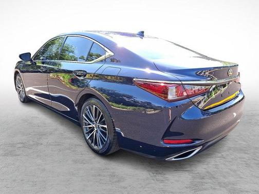 2023 Lexus ES 350 Base