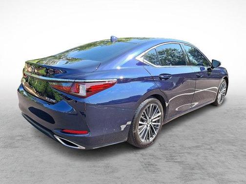 2023 Lexus ES 350 Base