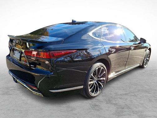 2022 Lexus LS 500h Base