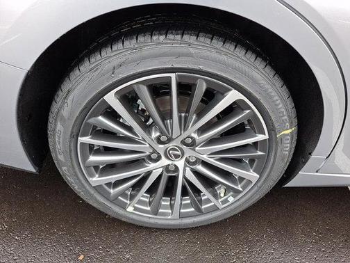 2025 Lexus ES 350 Premium