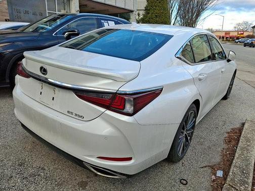 2023 Lexus ES 350 Base