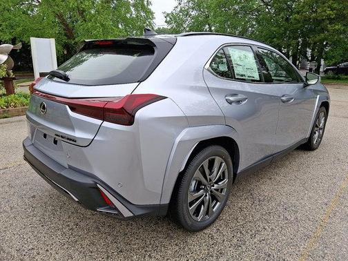 2025 Lexus UX 300h F SPORT Handling