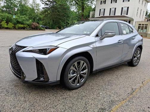2025 Lexus UX 300h F SPORT Handling