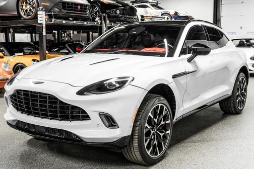 2021 Aston Martin DBX -AML Color, Indulgence Pack, DB Elegance Pack