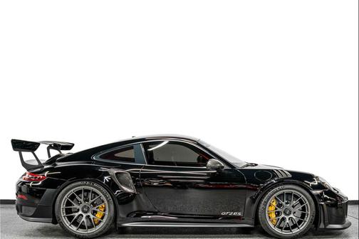 2018 Porsche 911 GT2 RS