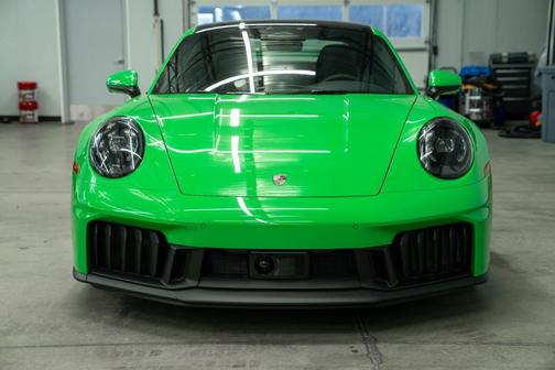 Signal Green 2026 Porsche 911 Carrera GTS