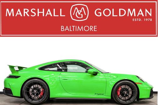 Signal Green 2026 Porsche 911 Carrera GTS