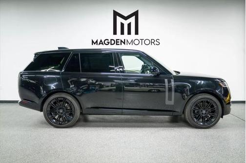 2024 Land Rover Range Rover P530 SE