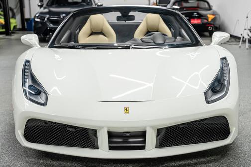 2018 Ferrari 488 Spider Base