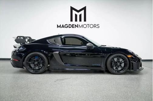 2023 Porsche 718 Cayman GT4 RS