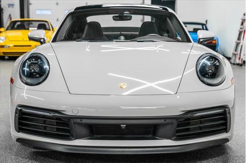 2022 Porsche 911 Carrera 4S