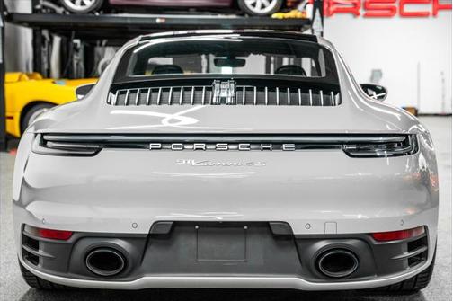 2022 Porsche 911 Carrera 4S