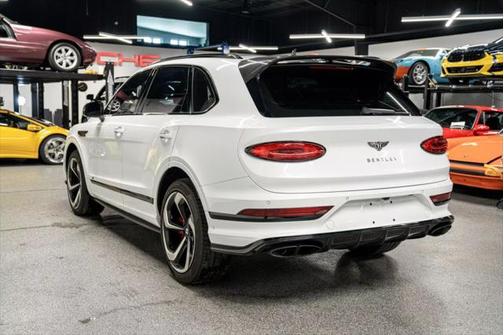 2022 Bentley Bentayga V8
