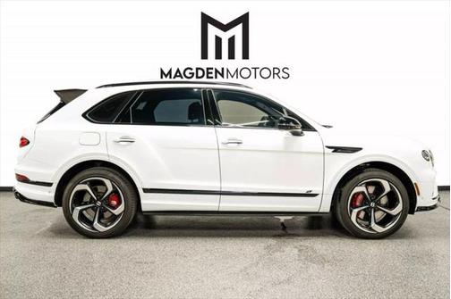 2022 Bentley Bentayga V8