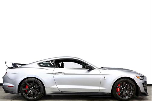 Iconic Silver 2021 Ford Shelby GT500 Base