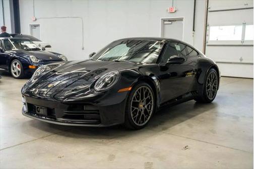 2025 Porsche 911 Carrera