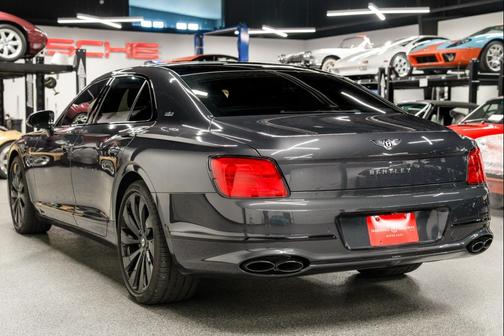 2021 Bentley Flying Spur V8
