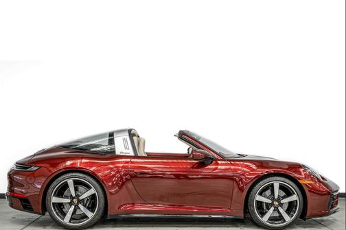 2021 Porsche 911 Targa 4S