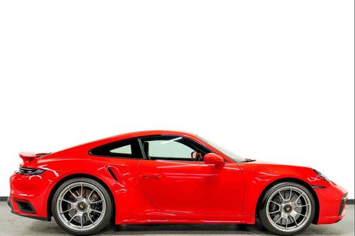 2024 Porsche 911 Turbo S