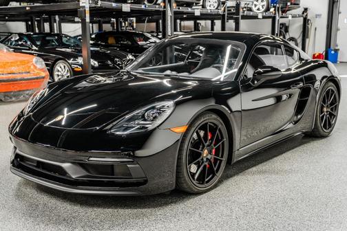 2025 Porsche 718 Cayman GTS 4.0