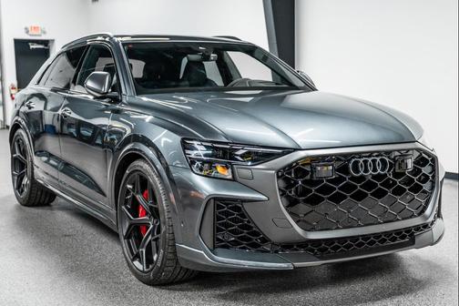 2025 Audi RS Q8 4.0T